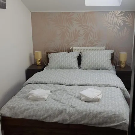 Cosy 2 Bedroom Apartment In New Town Braşov Exterior foto