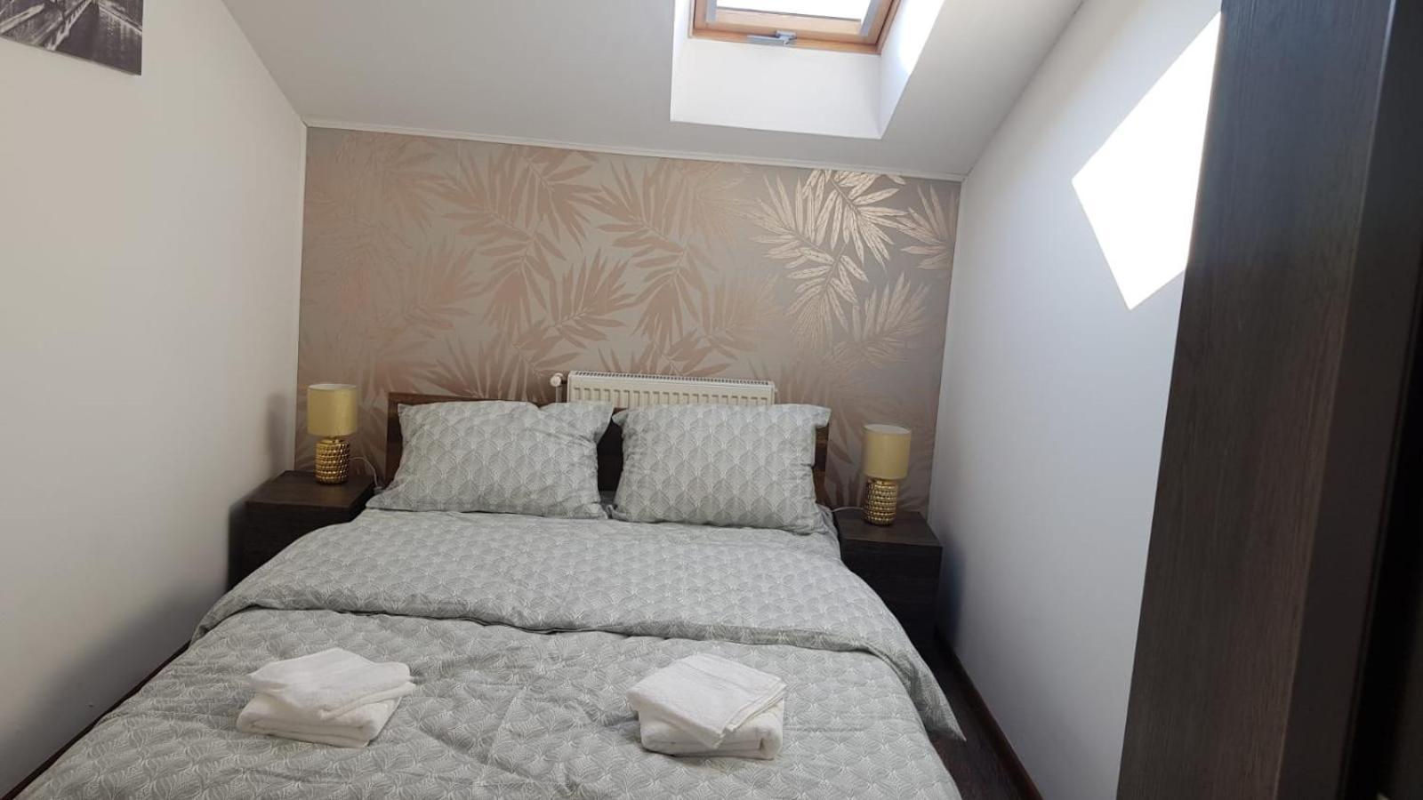 Cosy 2 Bedroom In New Town Apartamento Braşov
