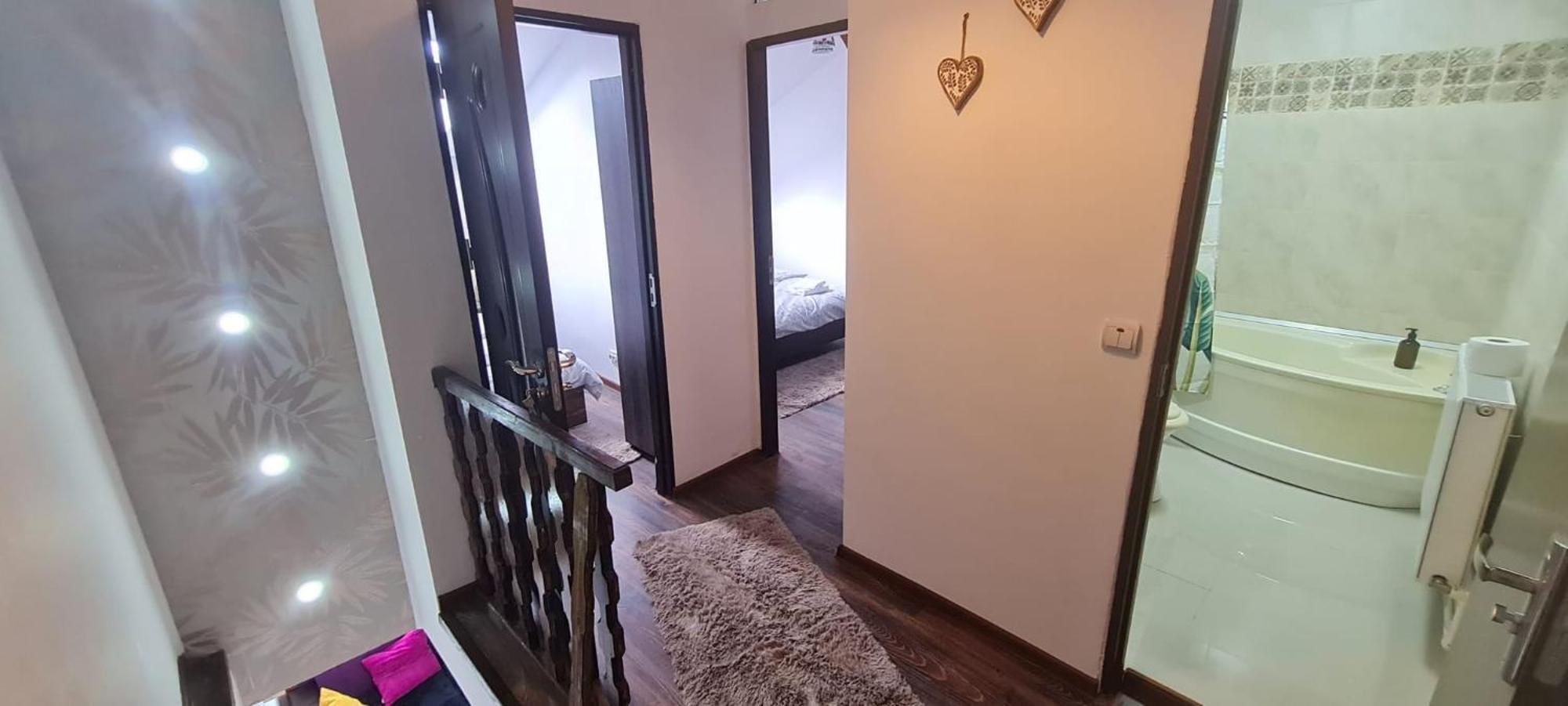 Cosy 2 Bedroom In New Town