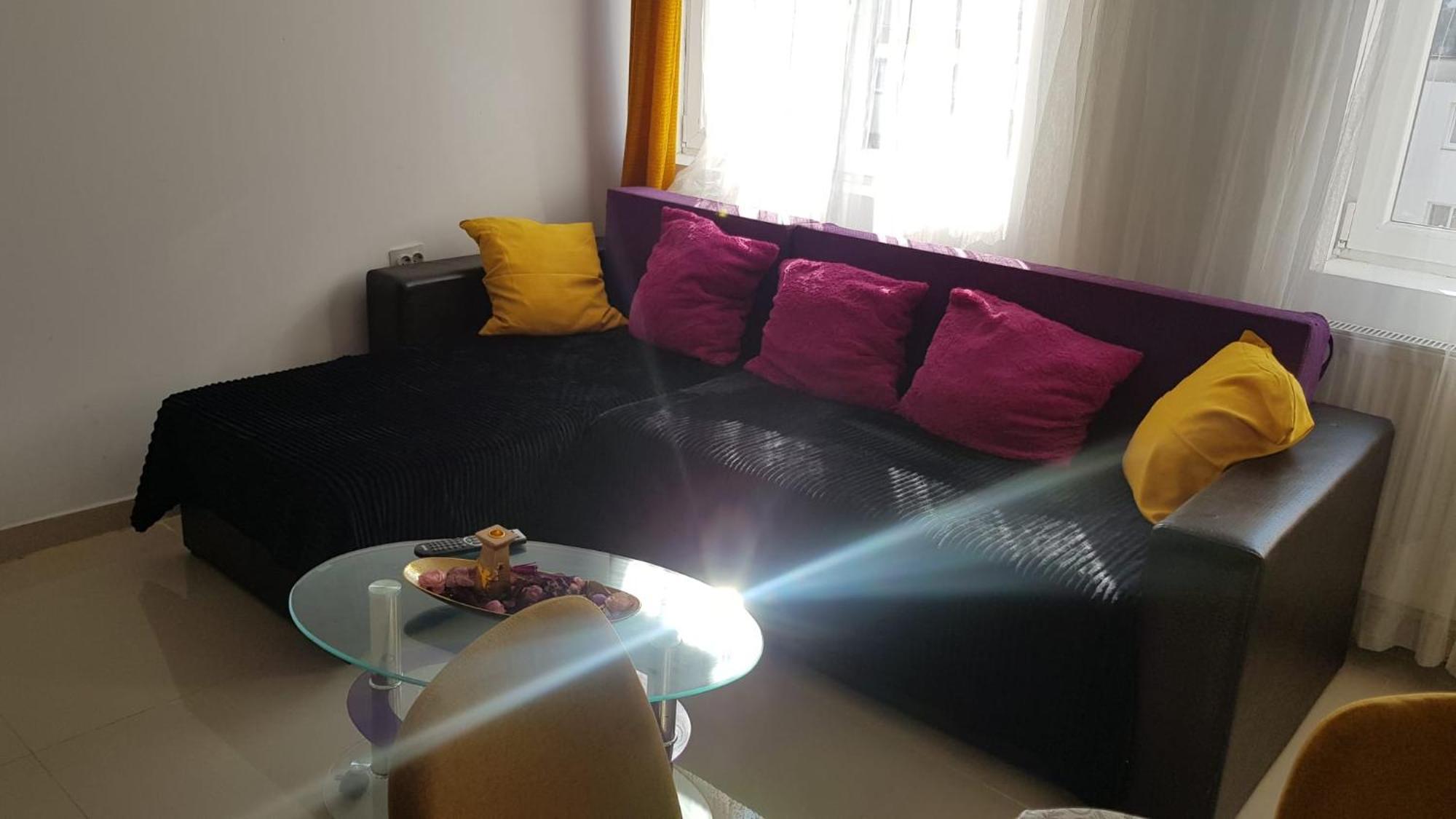 Cosy 2 Bedroom In New Town * Braşov