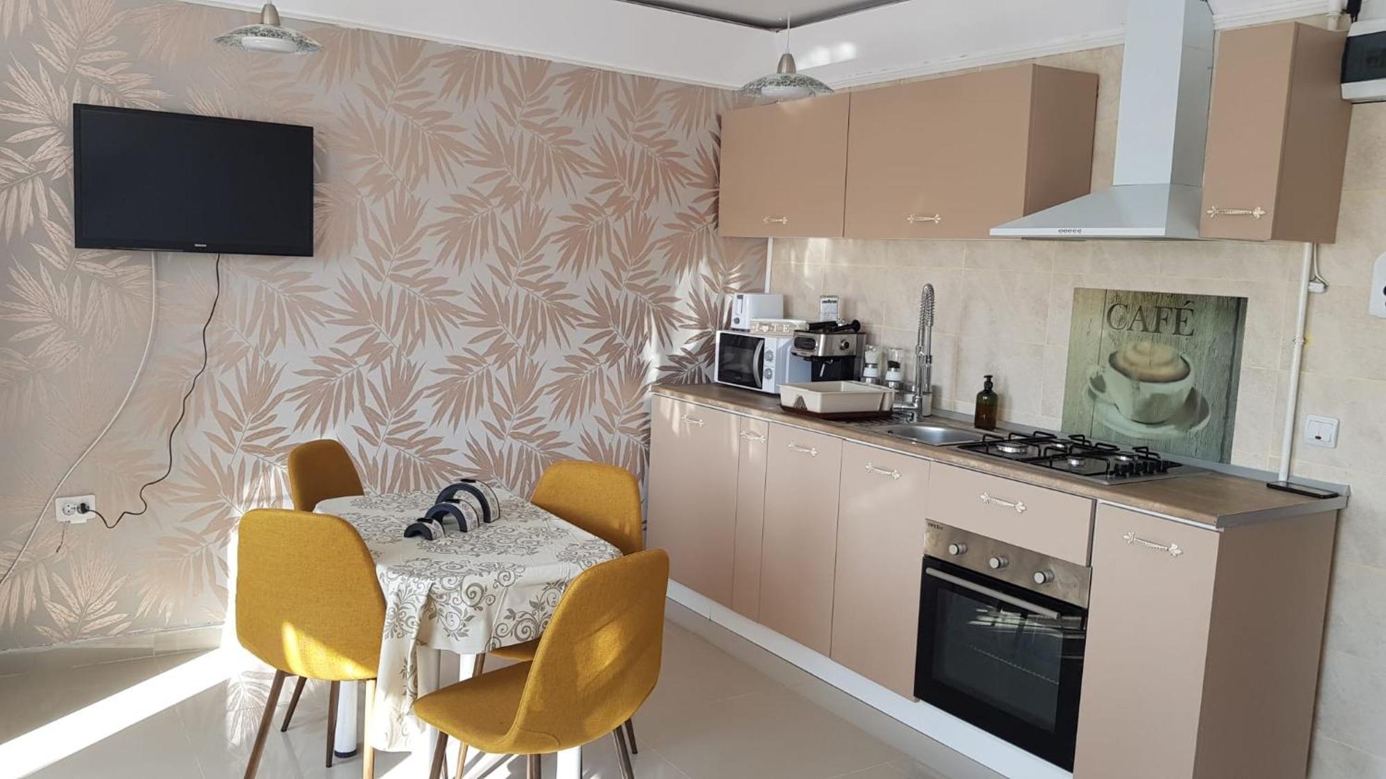 Cosy 2 Bedroom In New Town Braşov